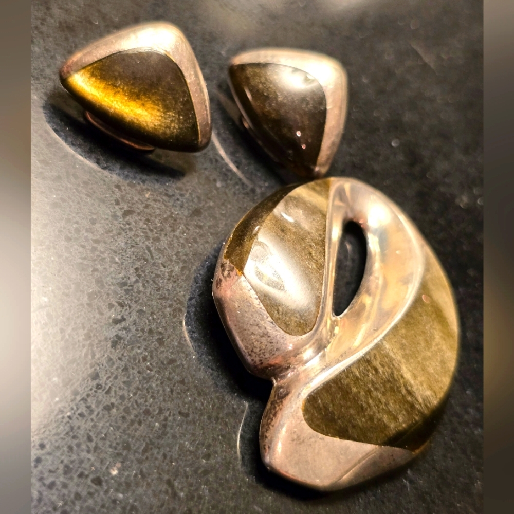 Enrique Ledesma, Taxco 925 Sterling Silver And Obsidian Brooch And Earring Set